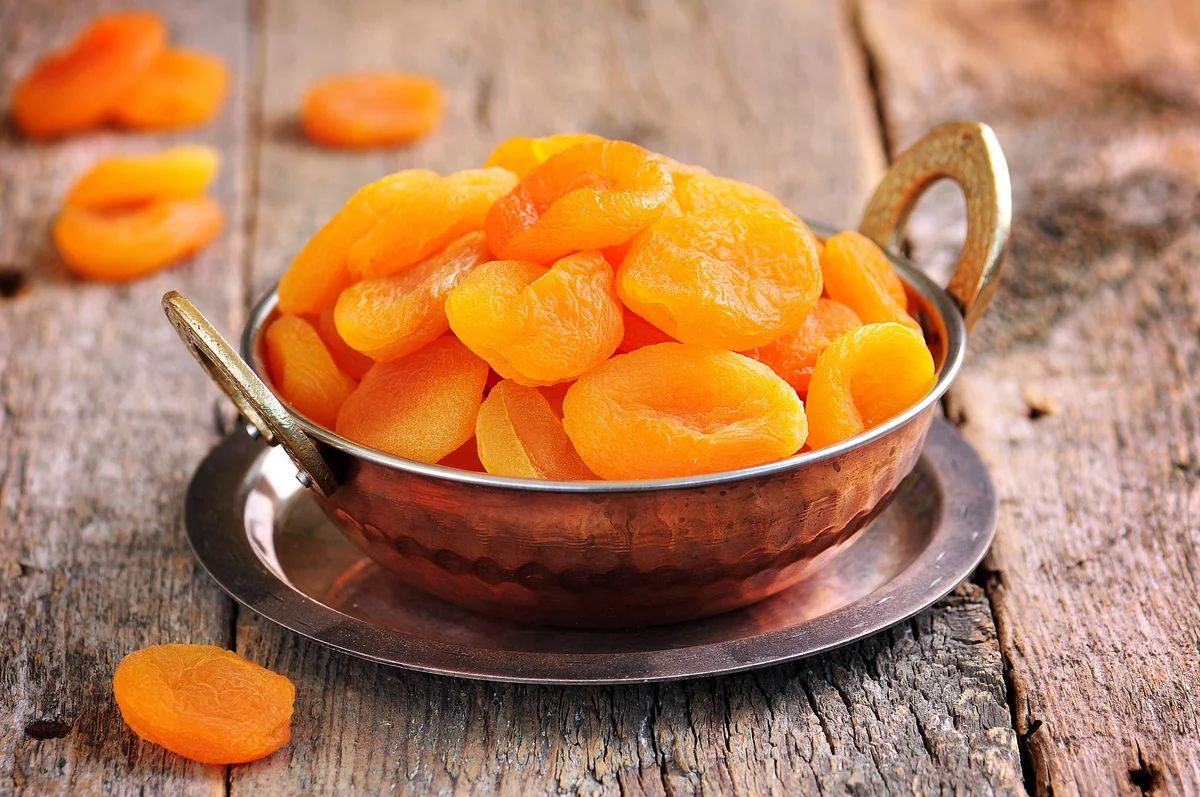 The benefits of dried apricots — 8 facts about the effect on the human body, harm and contraindications