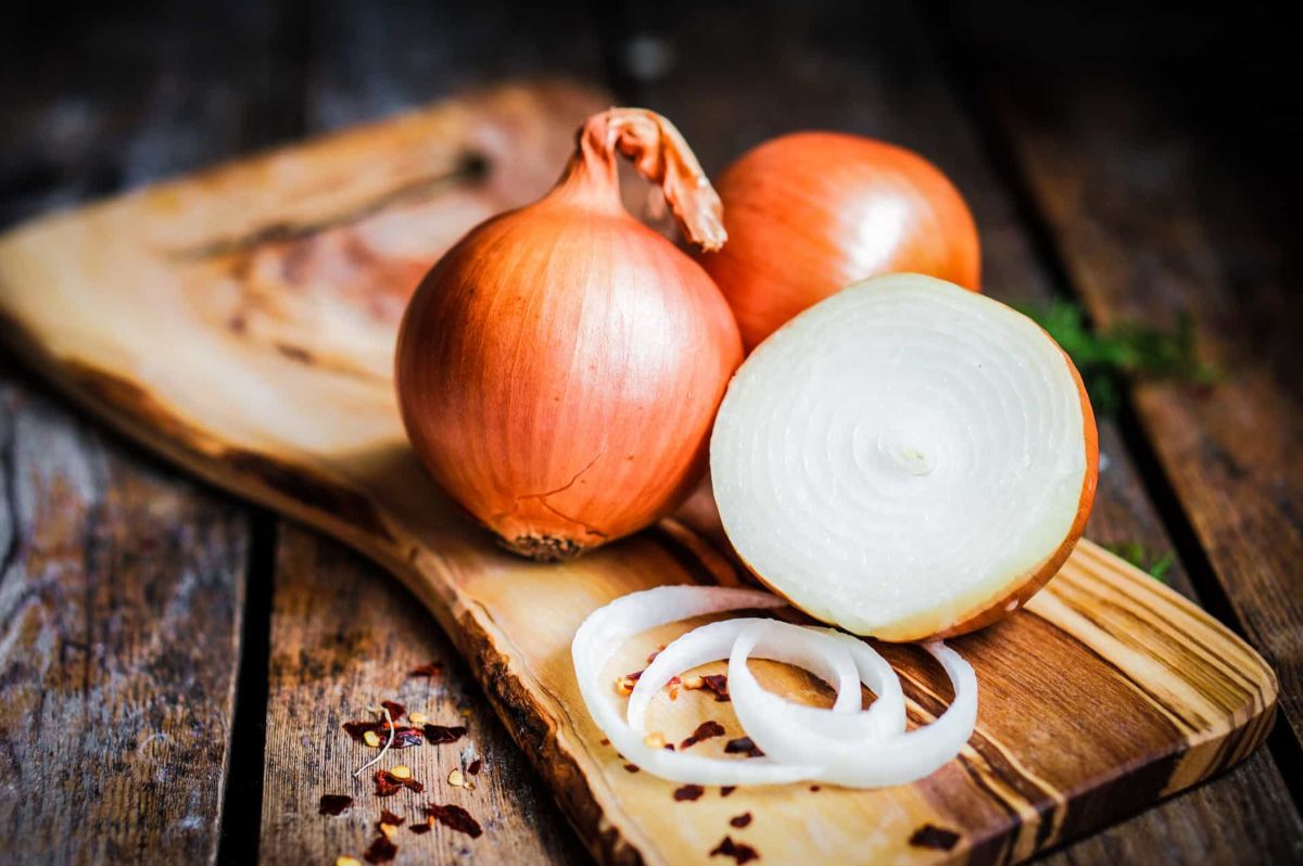 The benefits of onions — 9 facts about its effect on the human body, as well as contraindications