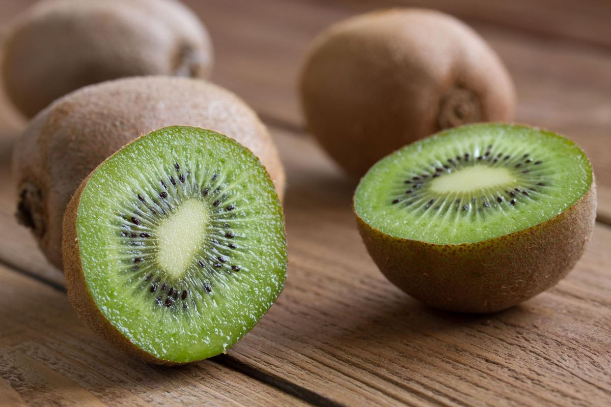 The benefits of kiwi — 11 proven properties of the fruit for the human body, as well as contraindications