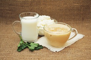 Ryazhenka or kefir: what is more beneficial for the stomach, intestines and gastrointestinal tract, as well as how they differ