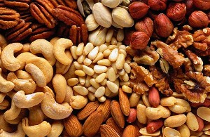 Nuts for the liver: walnuts, cedars, almonds, peanuts and hazelnuts, can they be used for diseases??