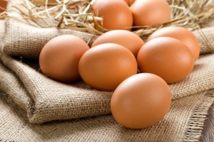 Do eggs increase hemoglobin: how to use them when its level is low, as well as during pregnancy??