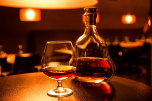 Cognac and hemoglobin: does the drink increase or decrease its level, and is it possible to drink it during pregnancy??