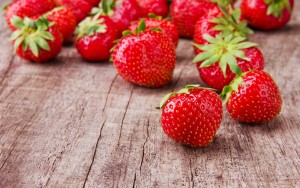 Does strawberries increase hemoglobin — 5 facts about the benefits of berries, and can they be harmful??