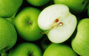 Do apples increase hemoglobin — 5 facts about their effect on the circulatory system, as well as the benefits of an apple bite