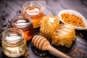 Honey for the brain — 5 facts about its beneficial effect on mental activity, as well as about the purification of blood vessels and the treatment of atherosclerosis with this product