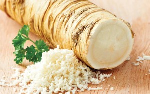 Cleaning blood vessels with horseradish — 7 useful properties and prescriptions of medicines in combination with cranberries, honey, garlic and lemon for the treatment of cerebral arteries