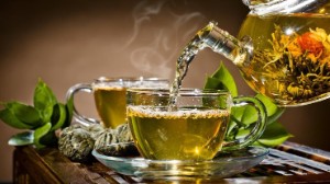 Tea for cleaning blood vessels — a scientific review of black, green and herbal drinks, their benefits for the brain and arteries