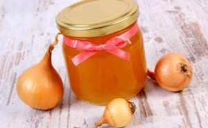 Onion with honey for blood vessels — 3 recipes for cleaning and strengthening arteries, improving the brain, as well as possible contraindications