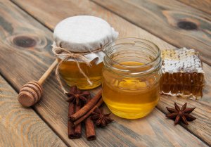 Honey with cinnamon for the heart — 5 facts about the benefits and effects of this combination on blood vessels, as well as cooking recipes