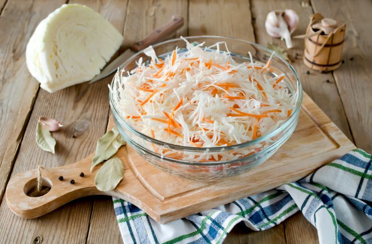 Sauerkraut for weight loss – 4 rules on how to use it, as well as benefits for the body of women