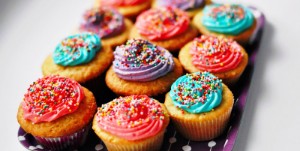 How not to overeat stress with sweets — 4 options for replacing, why you want and how to stop eating harmful sweets and other products