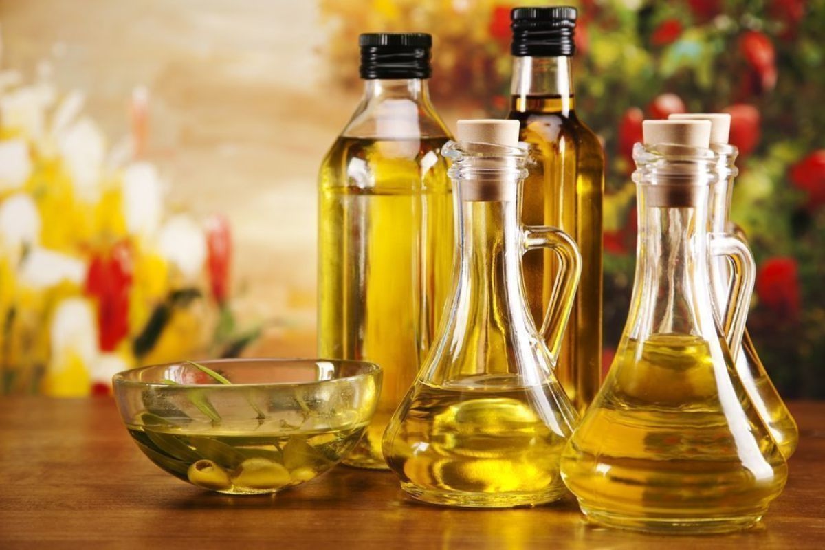 Which oil is better to fry - 7 safe types without harm to health