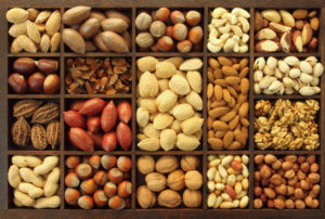 8 nuts for memory: which of them improve memory and are useful for the human brain??