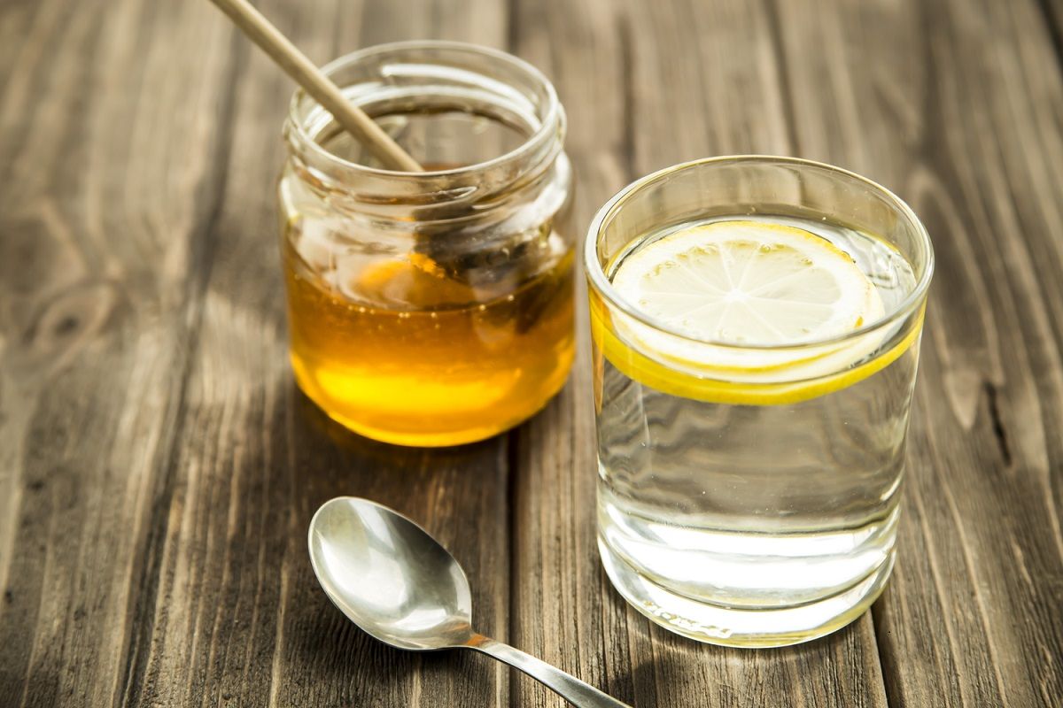 Water with honey and lemon on an empty stomach in the morning – benefits and harms, as well as a recipe for cooking